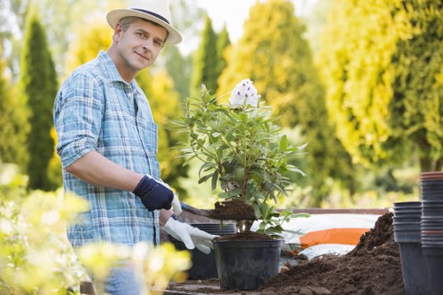 Local recycling sorting for garden and construction materials